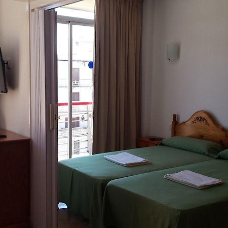 Mar Blau Apartamentos Calella Exterior photo